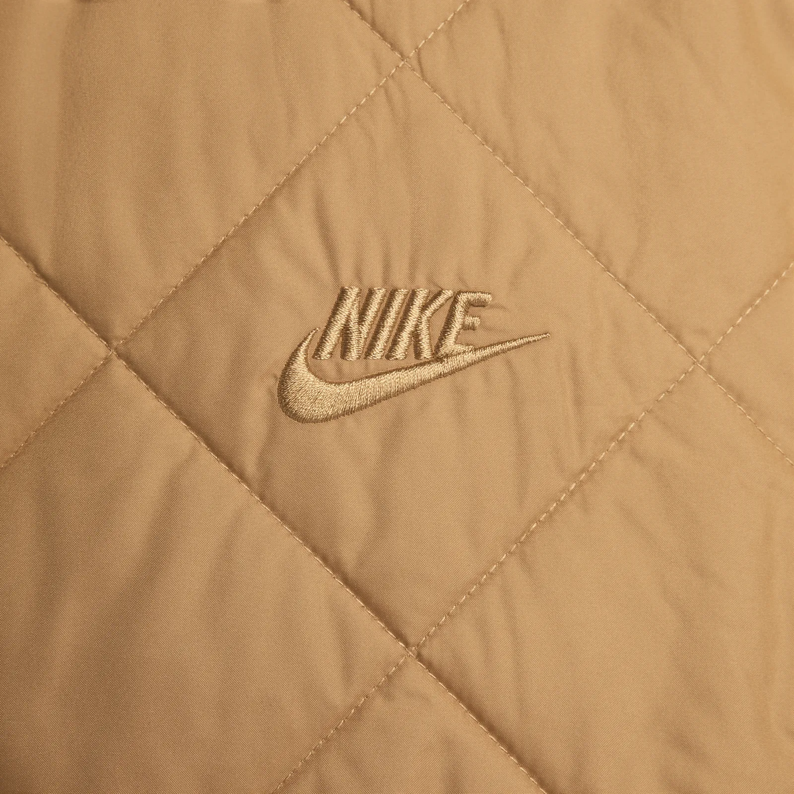 Gesteppte Jacke Nike Club Therma-FIT Insulated Puffer Jacket FZ0634-224