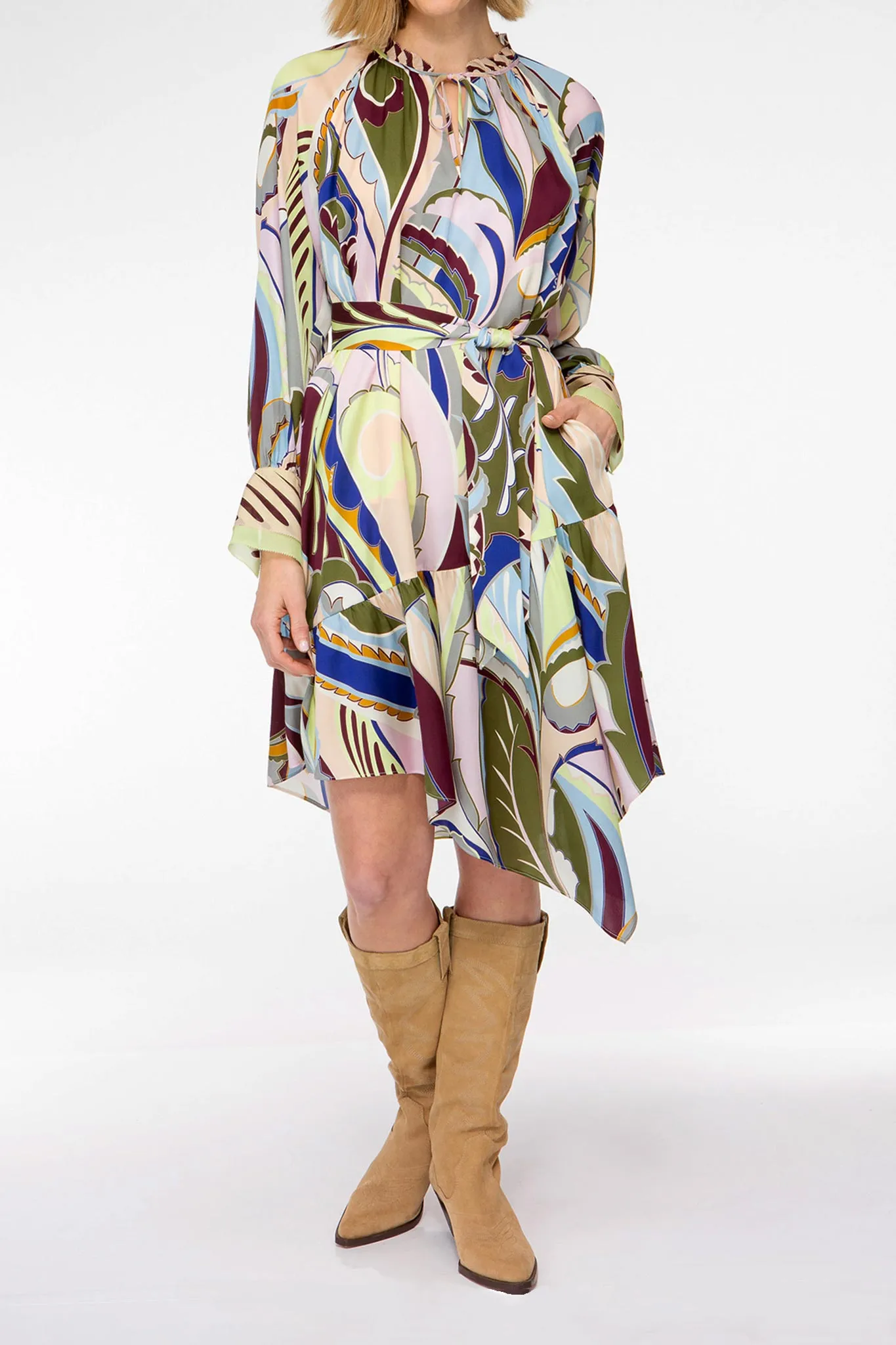 LAS VEGAS Seidenkleid mit asymmetrischem Saum