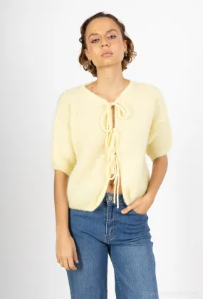 Weste aus 80 % Mohair mit geknoteten Bändern